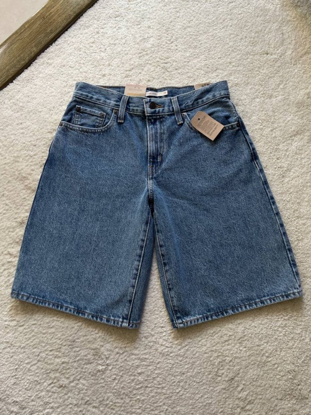 NWT Levi's Middy Jorts Mid Rise Women's Shorts Size 25